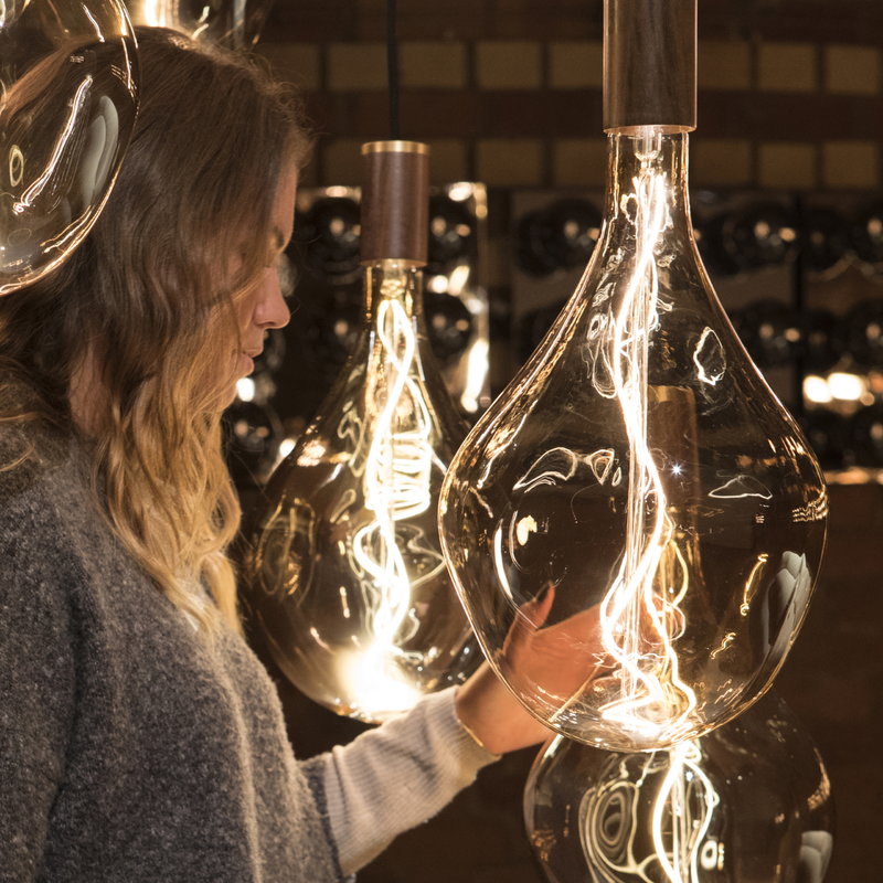 2022 Alien shape oversize giant xxl dimmable LED edison light filament bulb 220mm 200mm 180mm 4w for restdecoration