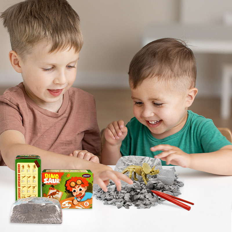 Popular High quality G3606S 12 different dino skeleton assorted PVC kids arts crafts set dinosaur toy painting kit