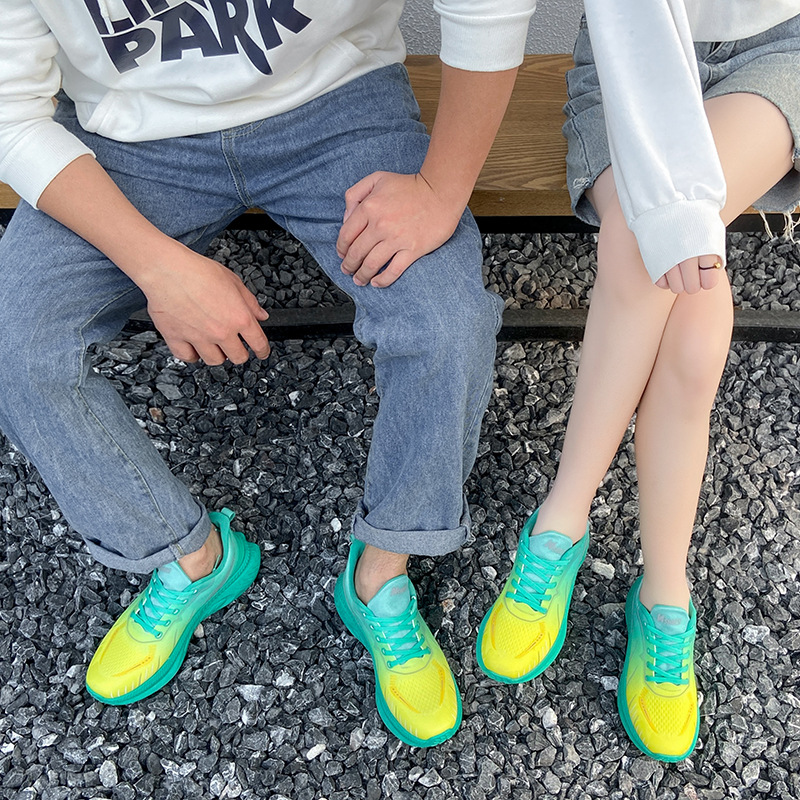 2023 New Breathable Elevated Sports Shoes Couples' Leisure Shock Absorbing Lightweight Fitness Running Shoes Trend