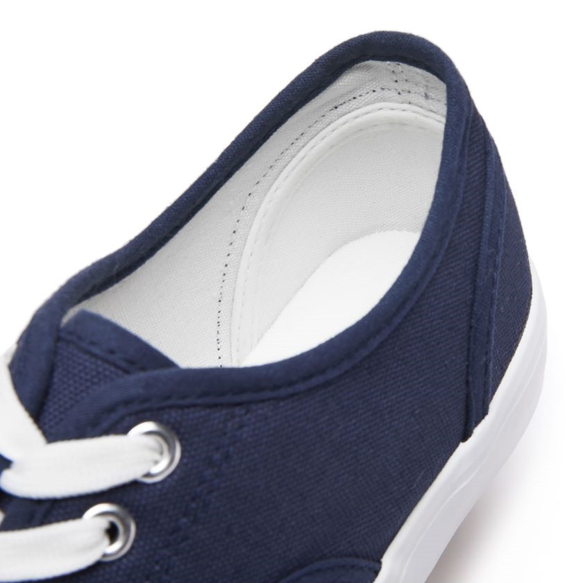 Budget Friendly Non Slip Low Top Canvas Shoes Classic Women's Lace Up Walking Shoes