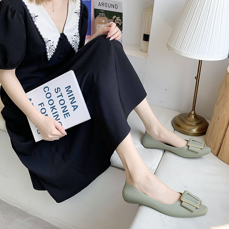 Women Flats Soft Sole Fashion Outdoor Summer Casual Walk Lady Closed Toe Sandals
