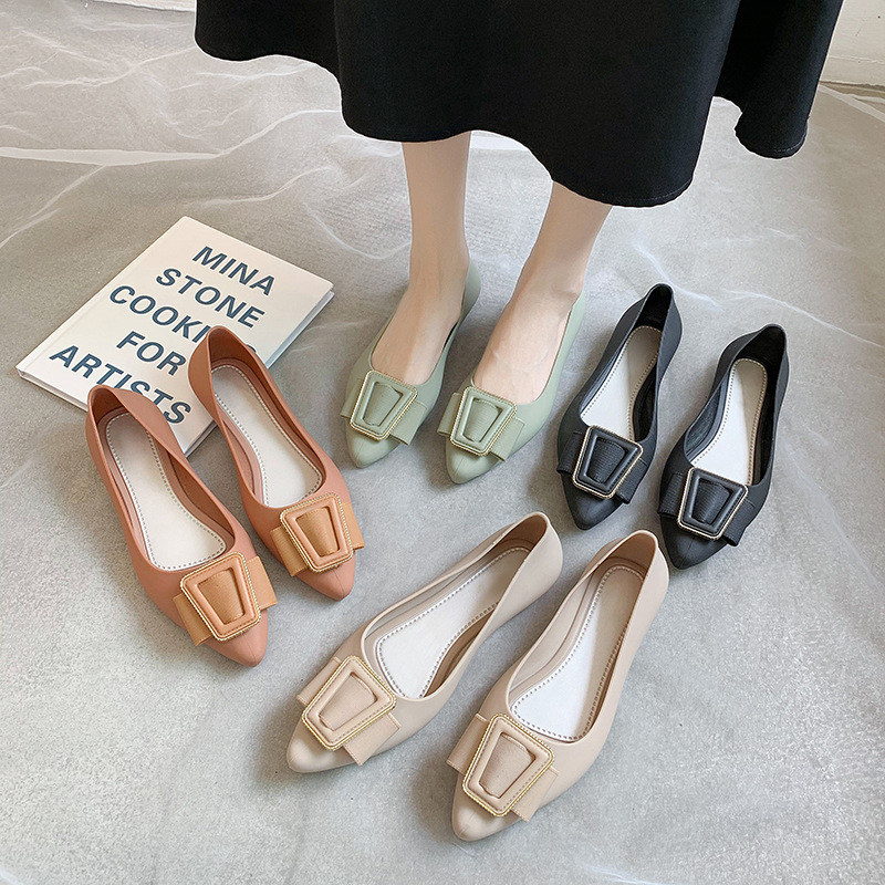 Women Flats Soft Sole Fashion Outdoor Summer Casual Walk Lady Closed Toe Sandals