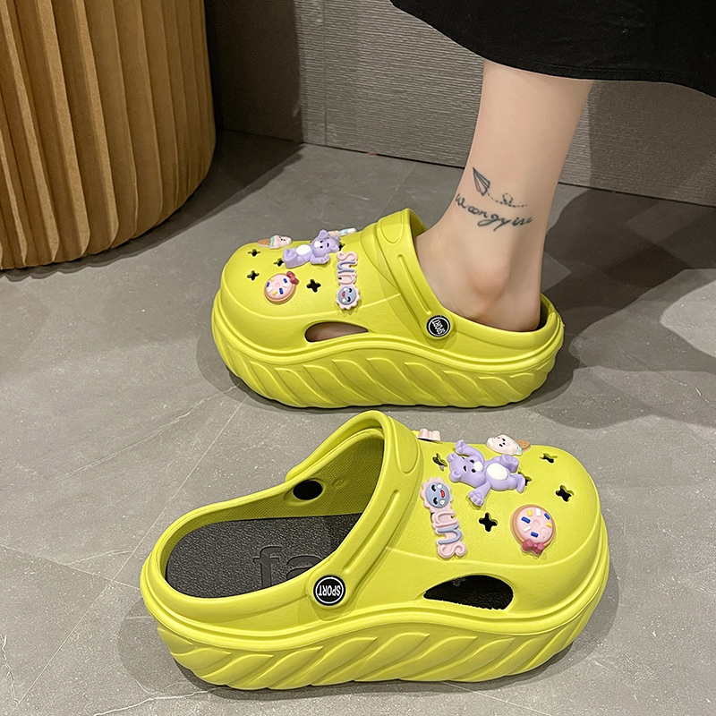 2023 New Arrivals High-heeled Clogs Shoes Cartoon EVA Anti-slip Sandals Thick-soled Clogs Garden Shoes Beach Slippers fo