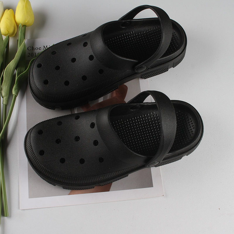 Summer High Quality new women's hole slippers fashion breathable flat hole shoes leisure outdoor beach slippers