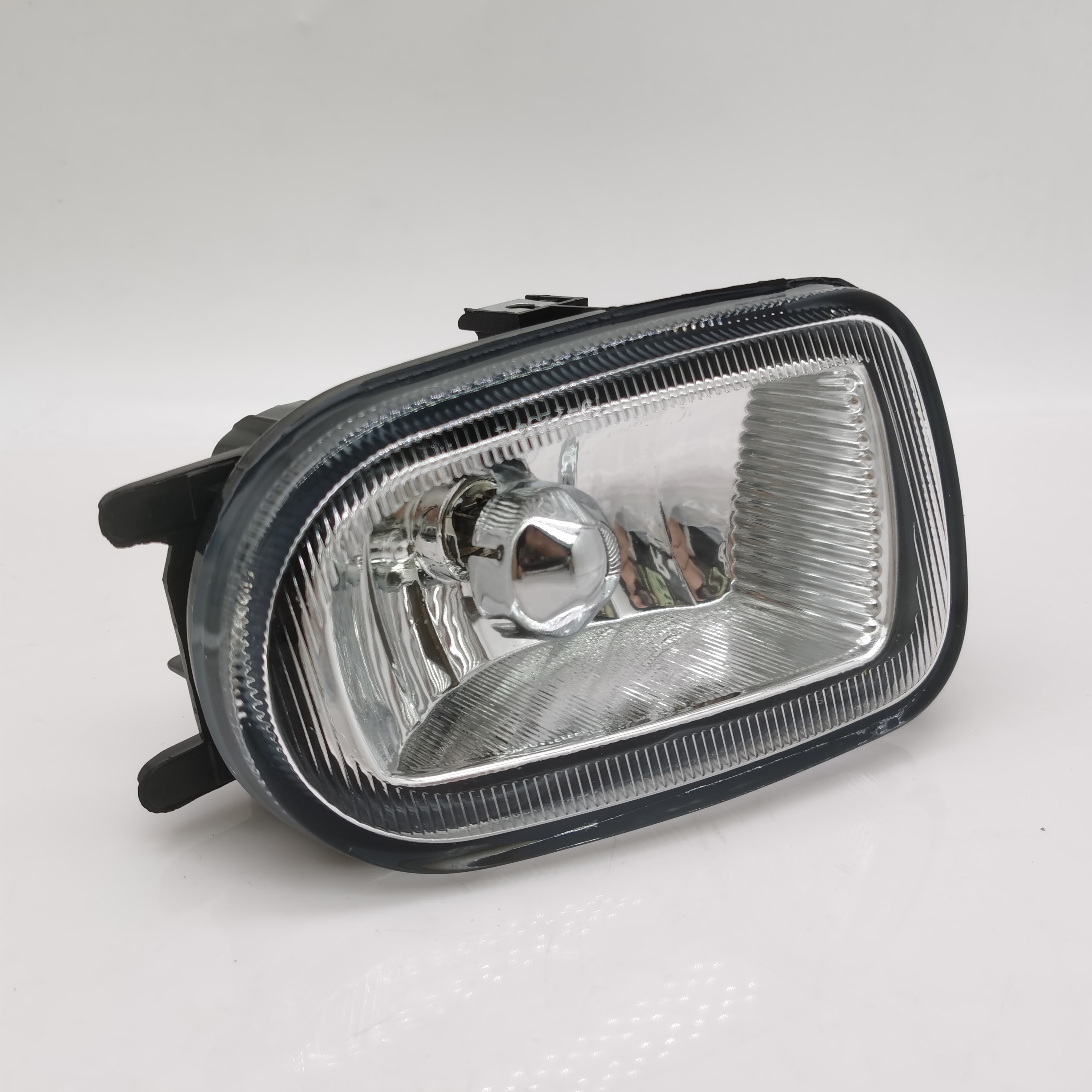  Front Car Light Fog Lamp 26155-4M426 For Nissan ALMERA Mk II 2000-2014