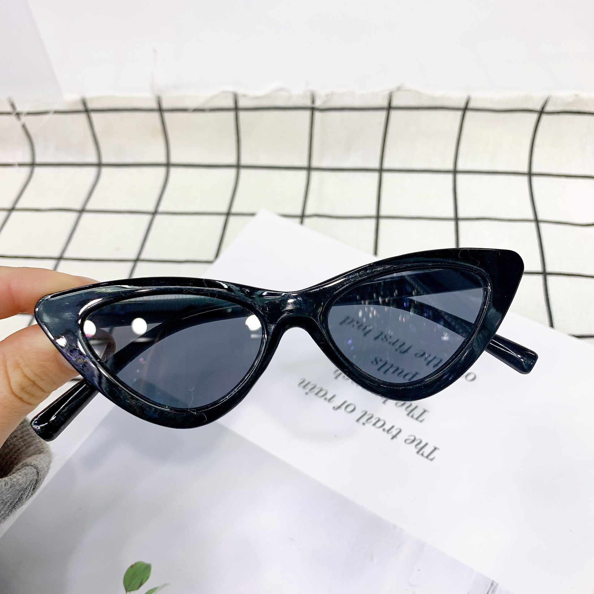 2022 New Arrival Children Cat Eye Shape Sun Glasses Kids Shades Sunglasses Girls Boys