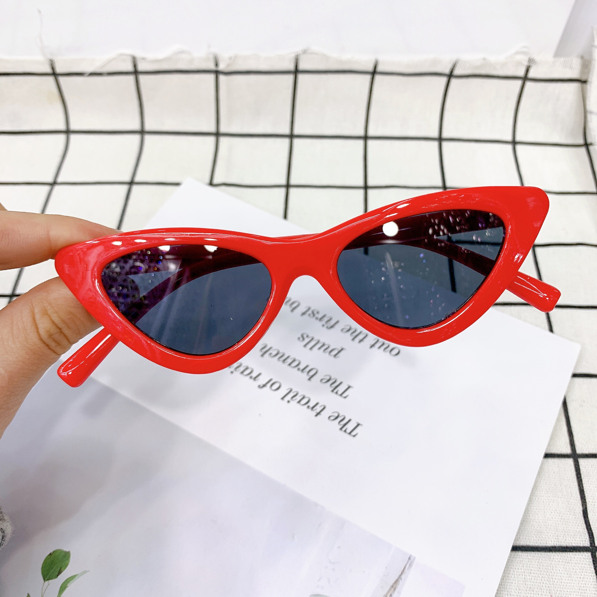 2022 New Arrival Children Cat Eye Shape Sun Glasses Kids Shades Sunglasses Girls Boys