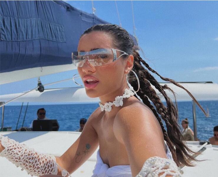 Rimless oversized female shades eyewear one piece lens woman sunglasses fashionable outdoor y2k style metal sunglasses o