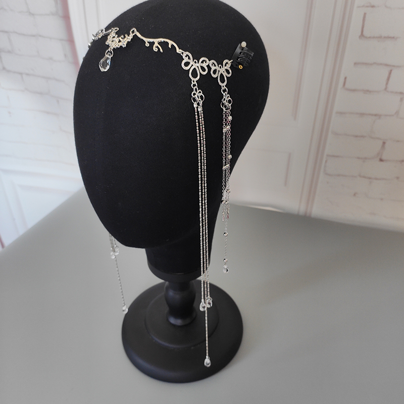 European and American hair ornaments crystal tassel forehead chain Han clothing accessories eyebrow heart pendant