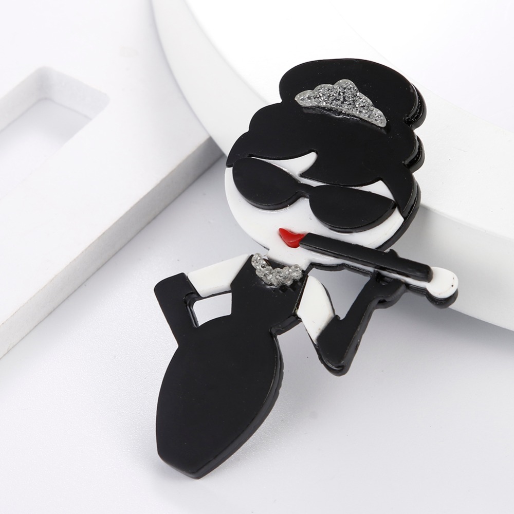 Cool Temperament Girl Resin Clothing Brooches Pins Acrylic Black Sunglasses Hair Lady Brooches Pins Jewelry Accessories