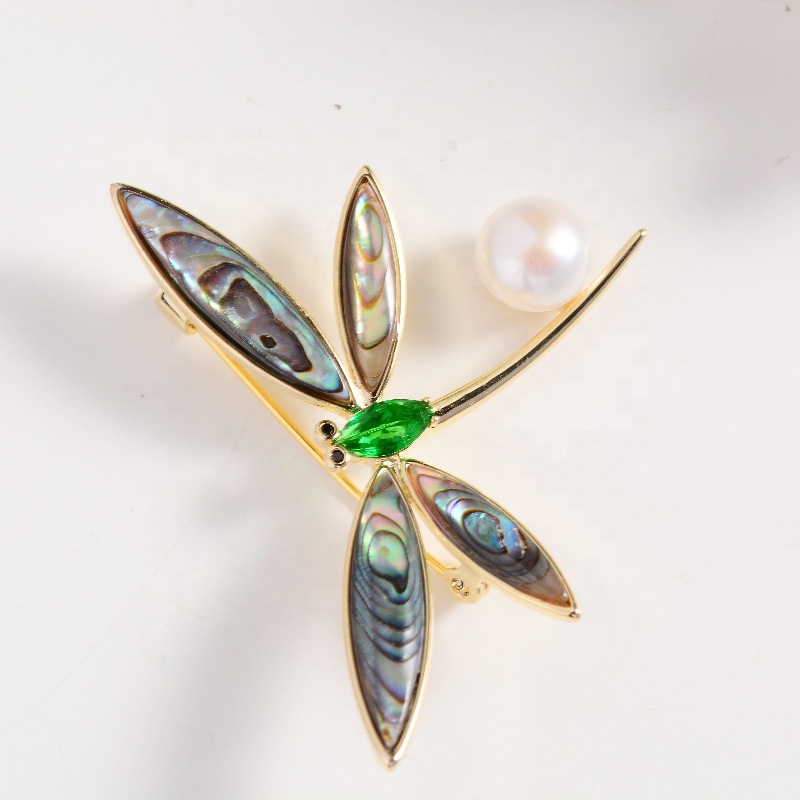 2022 fashion luxury jewelry accessories  elegant shell freshwater pearl dragonfly brooch