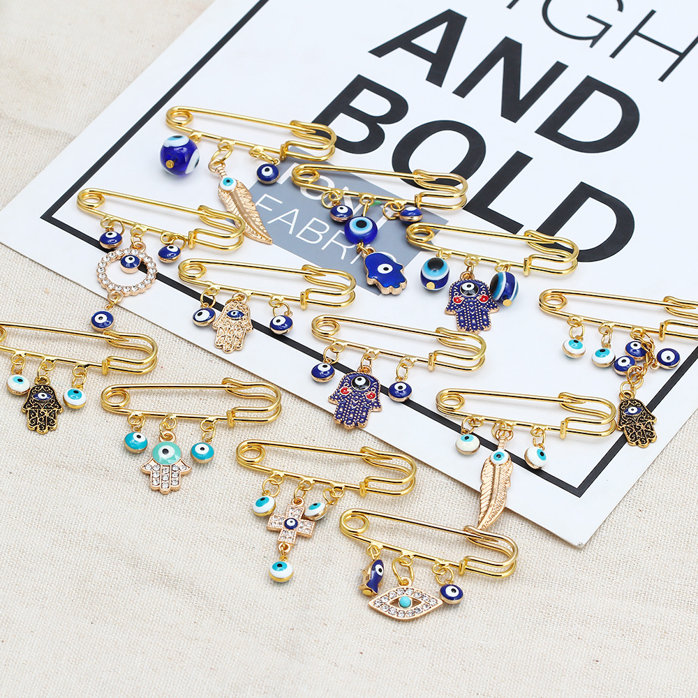 Simple palm euramerican devil eye magnet brooch blue eye brooches jewelry collar pin brooch