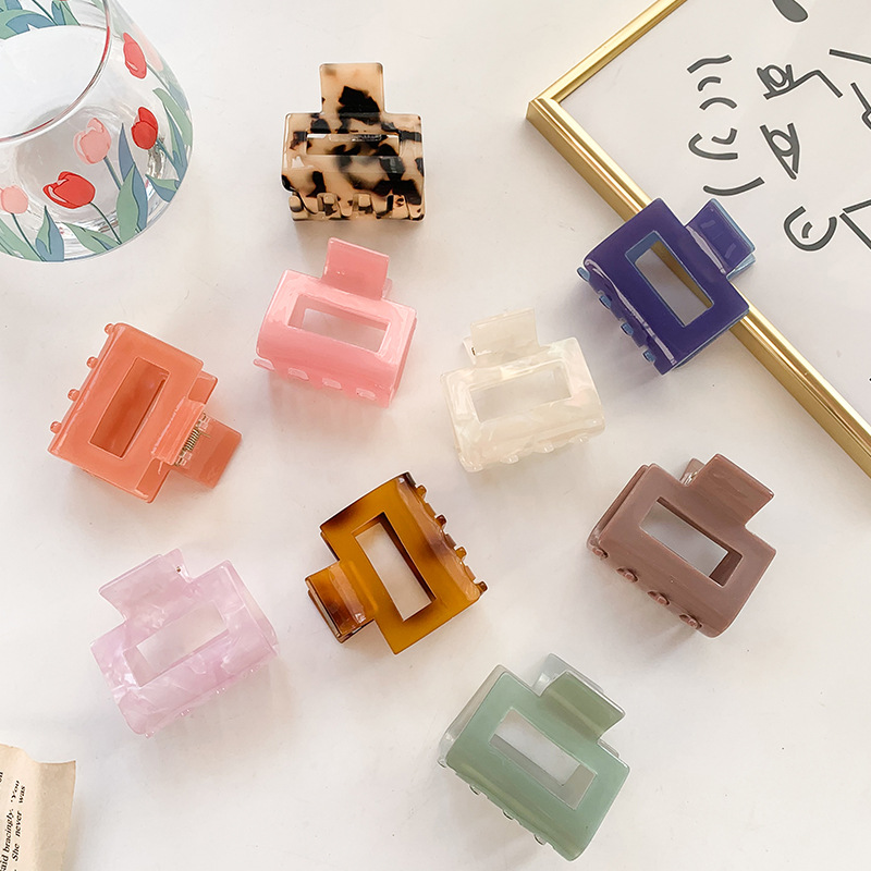 Korean-style Acetate Geometric Square Hair Claw, Minimalist and Elegant Hair Clip for Women's Bun and Nape Hairstyle, Ve