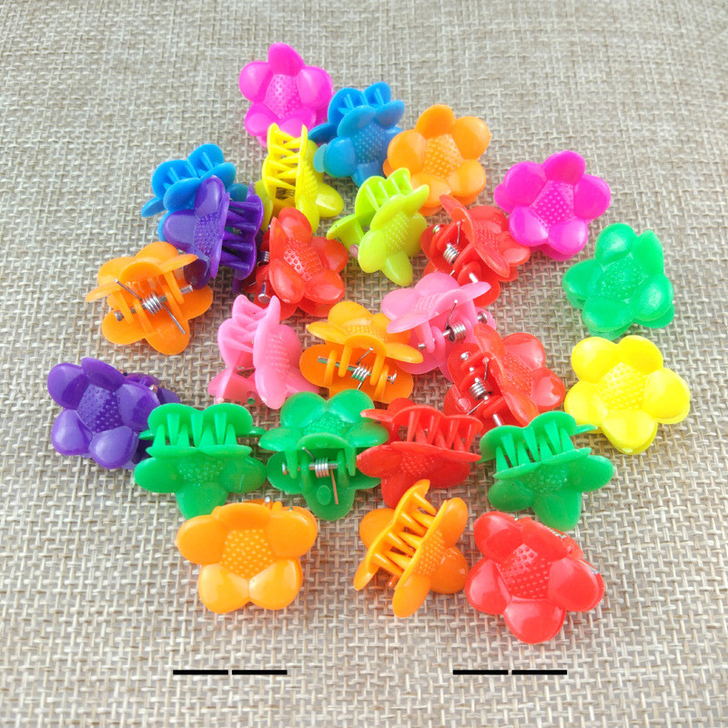 Flower Butterfly Shell Star Shape MINI Size  Hair Claw Clips For Kids Baby Plastic