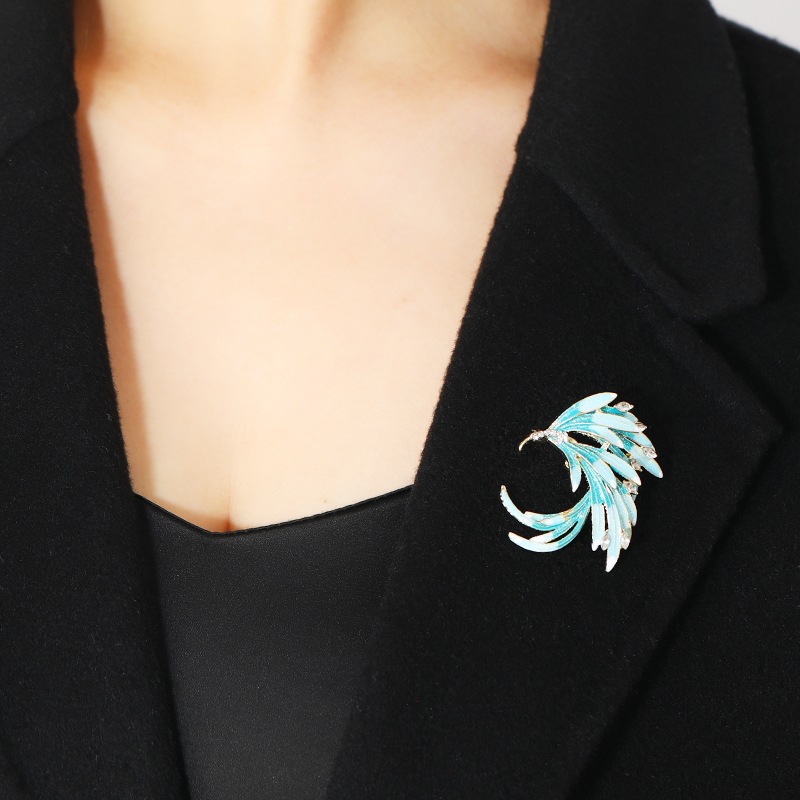 Retro Enamel Brooch Sweater Suit High-end Accessories Gradient Diamond Inlaid Elegant Phoenix Feather Corsage Brooch