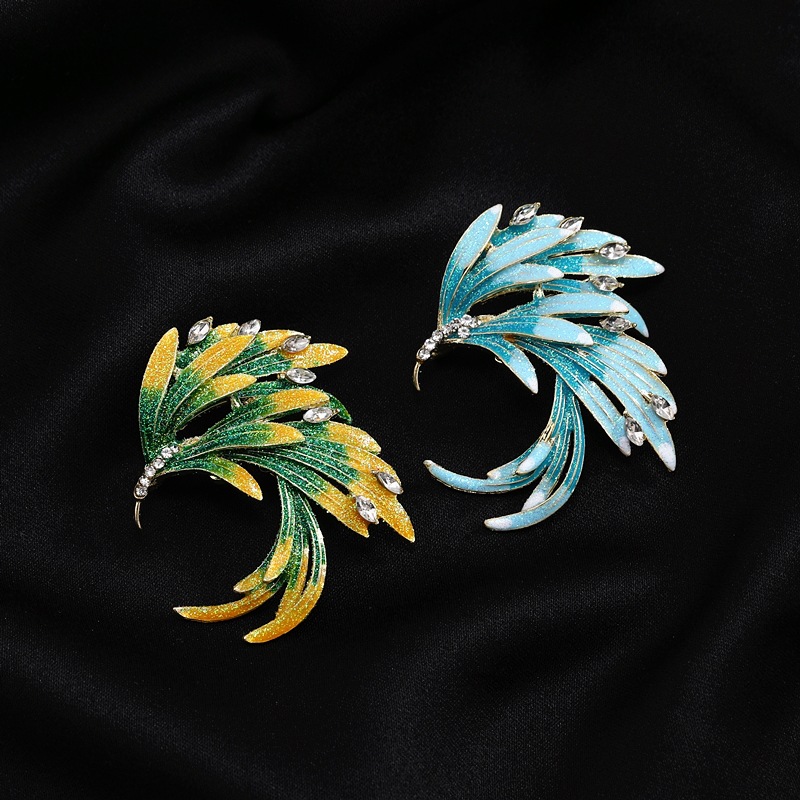 Retro Enamel Brooch Sweater Suit High-end Accessories Gradient Diamond Inlaid Elegant Phoenix Feather Corsage Brooch