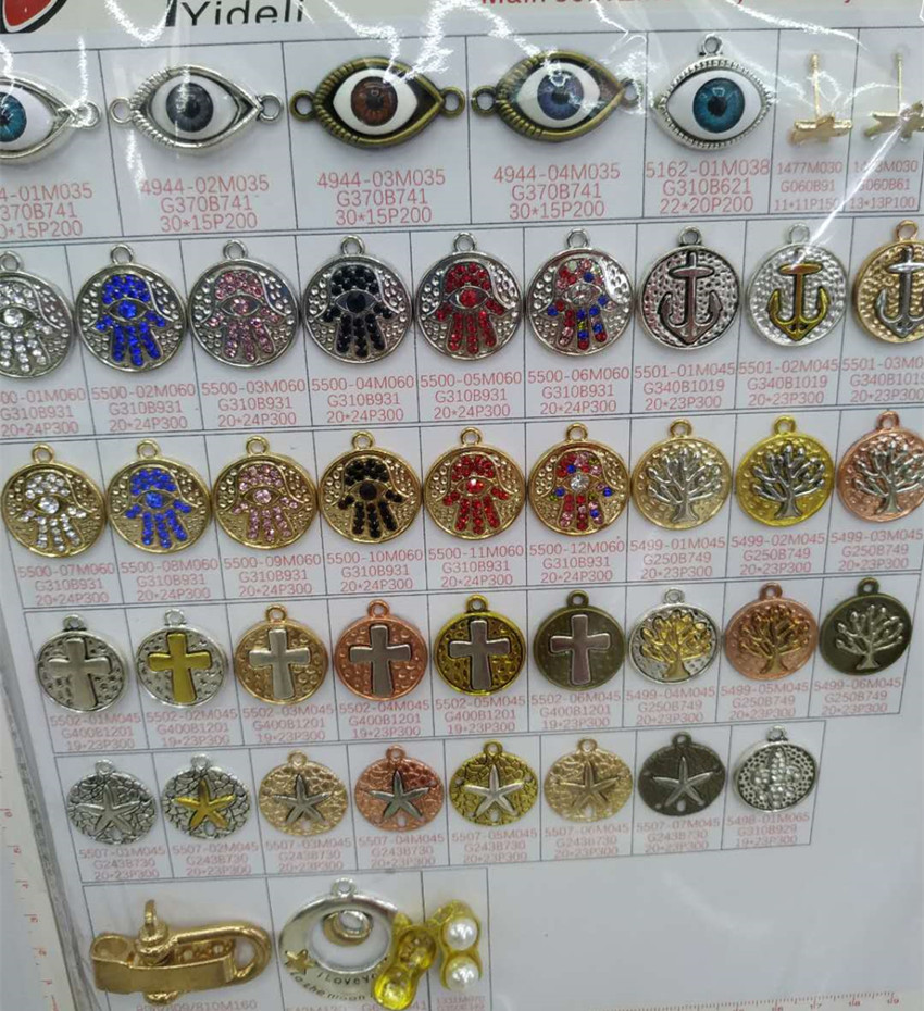 Pack of 50PCS Pretty Alloy Metal Princess Crown Charms Beads Jewelry Making Pendants