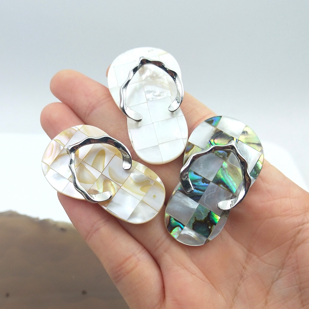 New Designs Pearl Jewelry Flip Flops Slipper White Black Shell Pendant Men and Women Necklace Accessories Abalone Shell 