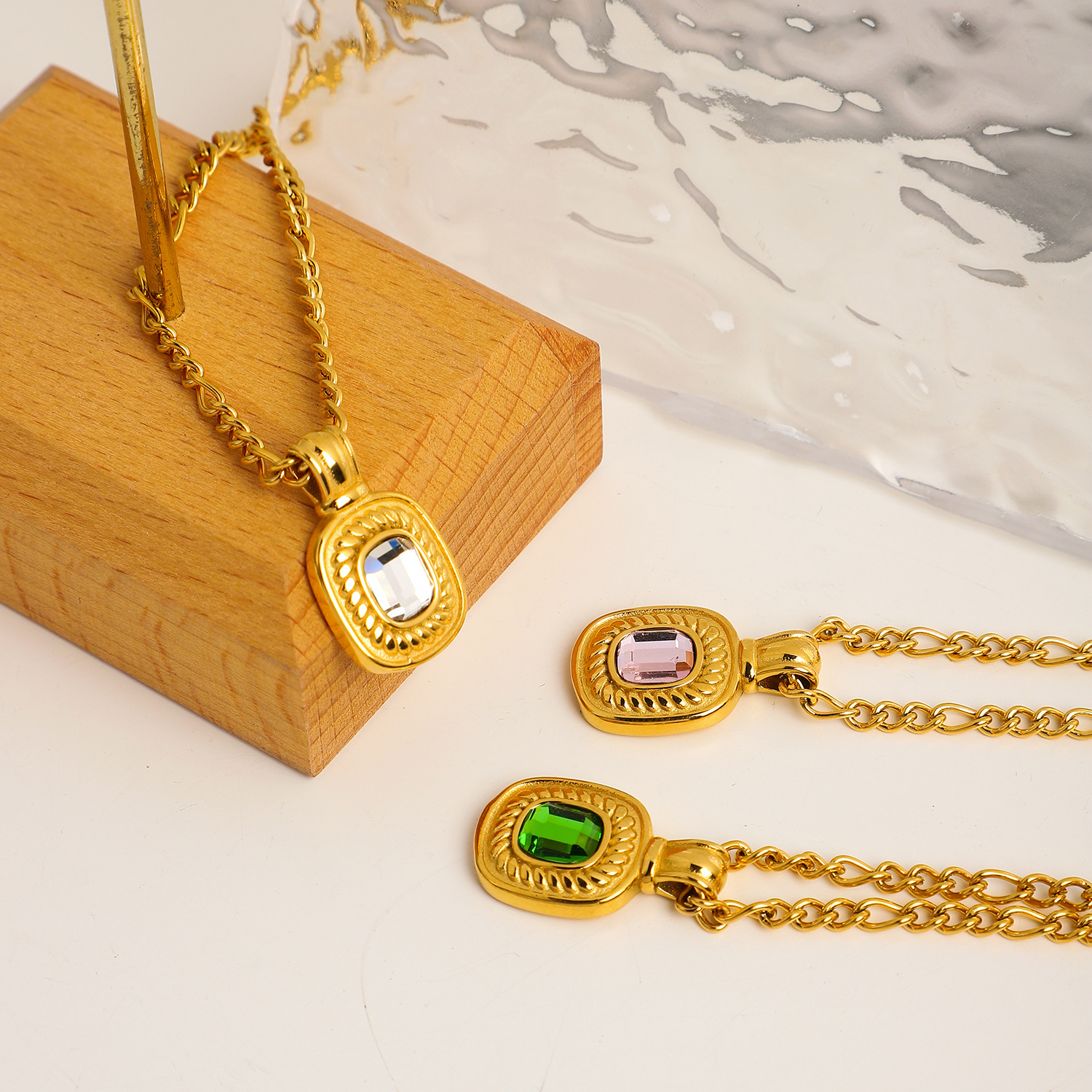 Fashion Jewelry Pendants Charm Necklace Gold Filled Jewelry Stainless Steel Necklace Accessories Women