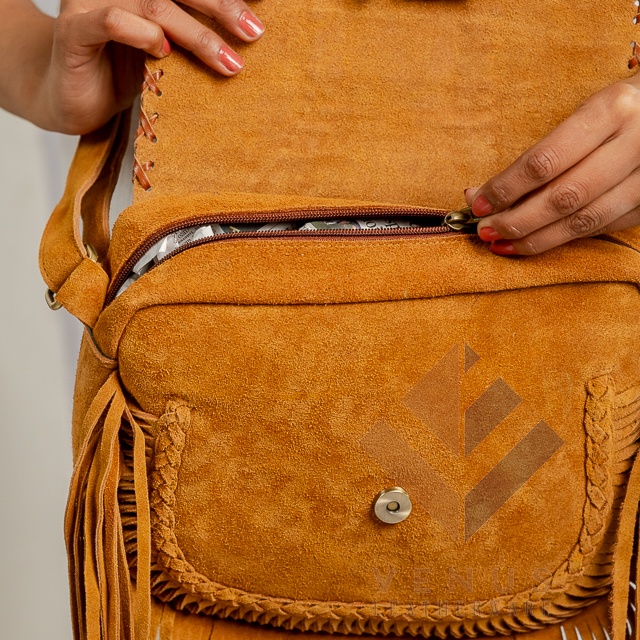 Fashion vintage Shoulder Bag leather messenger bag women Crossbody Bags with tassel Cowhide purse with fringe Cross Body