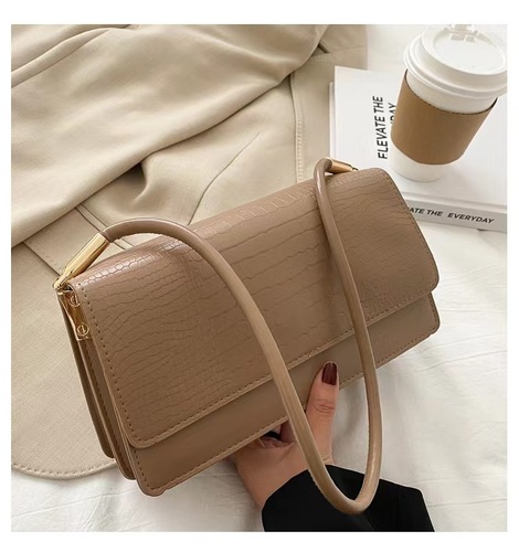 Chic Designer PU Leather Handbags for Women Retro Alligator Pattern Shoulder Bag, Fashion Underarm Bag