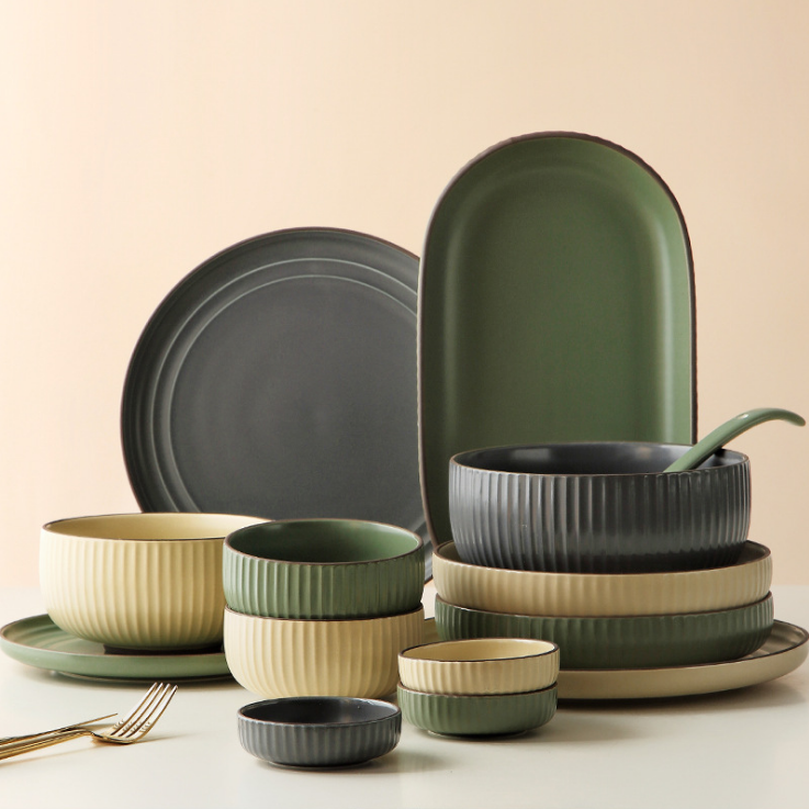 China  Luxury Porcelain Dinner Set Gold Ceramic Tableware Stoneware Plates Sets Dinnerware Set