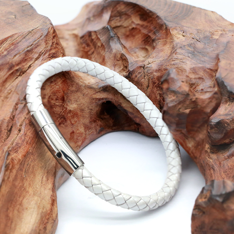 2022 New Design Braided Leather Mens Bracelet Stainless Steel Snap Clasp Woven Leather Bangle Bracelet