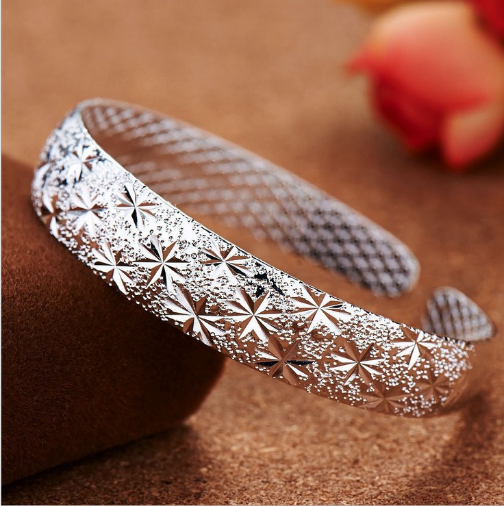 2023  Fashion Elegant Frosted Stars Adjustable Bracelet Bride Delicate bangle For men and women