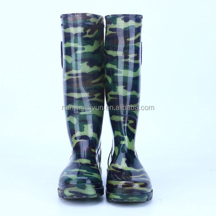 New fashion rain shoes non-slip warm rain shoes with plush camouflage wear resistant men's tall rain shoes