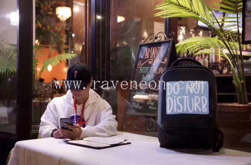 Hot Selling  APP Control Unisex LED Screen Backpack For Kids For Adults