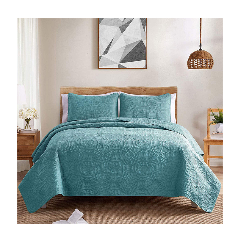 White Modern Style Queen Lightweight Microfiber Coverlet 3 Piece Set  Home Quilt Set