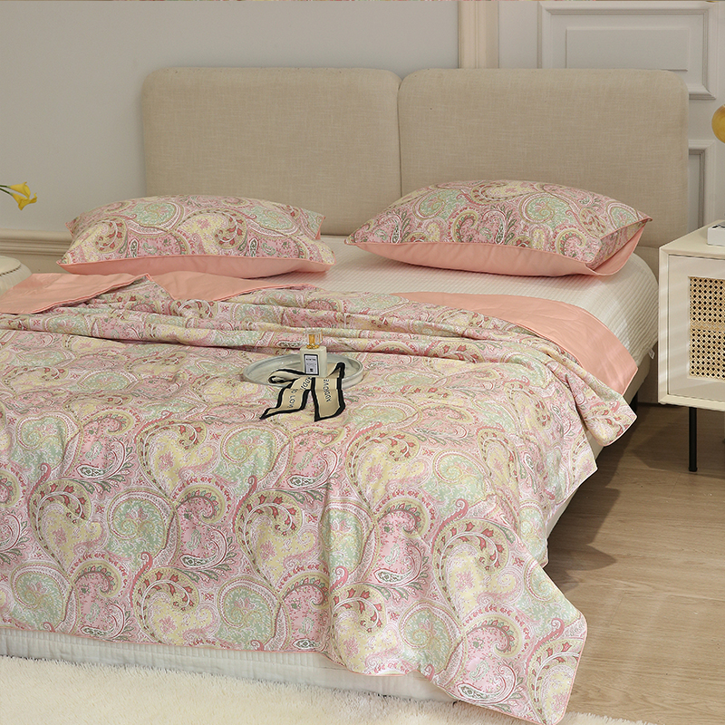 4pcs Set Luxury Bedding Burgundy Comforter Sets Embroidery Quilts Microfiber Quilt Bedspreads Quilted Bedspread
