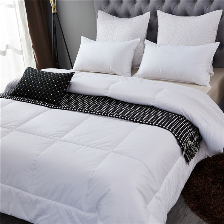 Hot Sale Accept  Hotel Quilting Supplies Cotton Quilt For Adult Baby