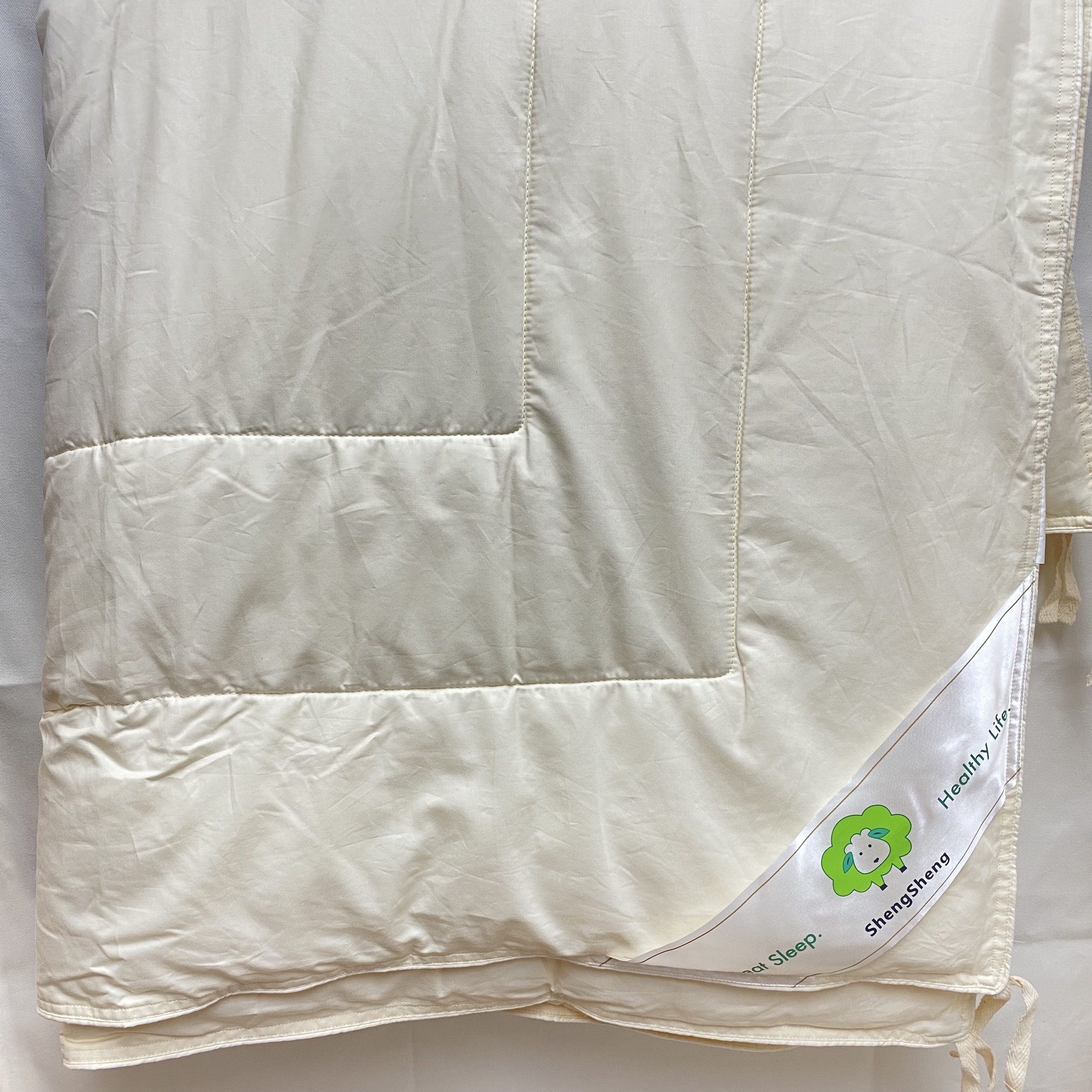 Ready to Ship Soft Comforter with Good Quality Washable Wool, Summer Quilt