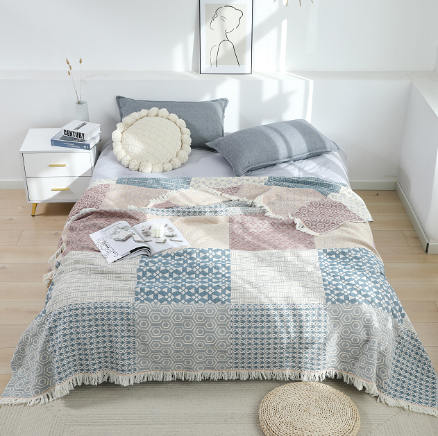 2023 New Cotton Breathable Quilt Natural Cotton Comfortable and Soft Quilt Core Air Conditioner Quilt