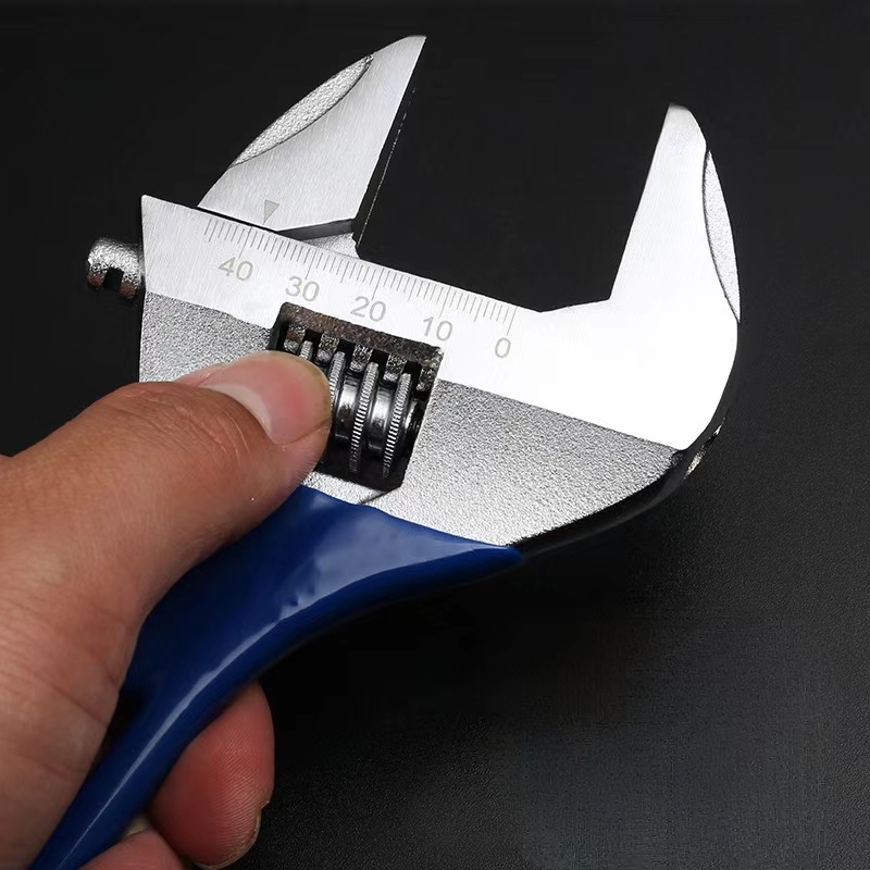 Small Short Handle Adjustable Wrench Tool