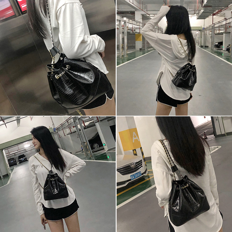 Fashion women Alligator leather adjustable backpack  design Bucket Bag girls drawstring leather backpack