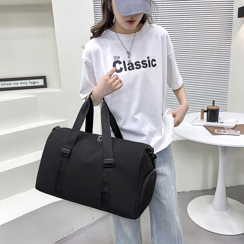 Multi Functional Portable Gym Bag with Shoe Compartment Outdoor Sports & Travel Duffel Bag