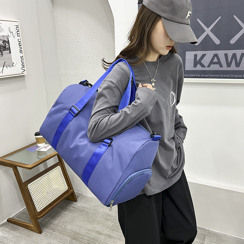 Multi Functional Portable Gym Bag with Shoe Compartment Outdoor Sports & Travel Duffel Bag