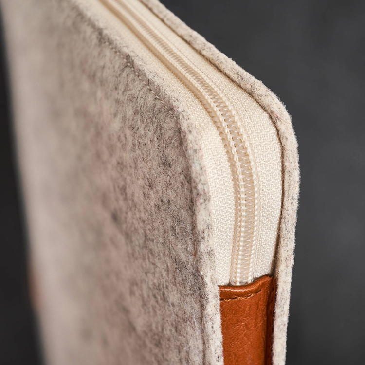 Leather Handle Felt Laptop Bag Protective Zipper Closure Business Briefcase for Men & Women
