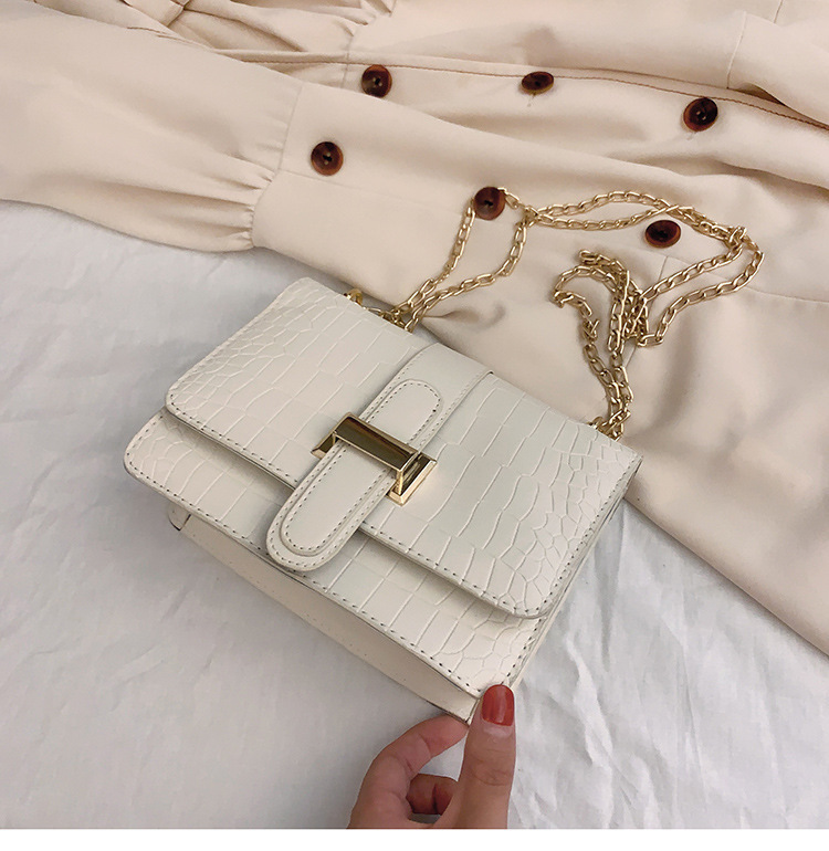 Stylish Women's Single Shoulder Messenger Bag Small Chain Handbag with Fashionable Design