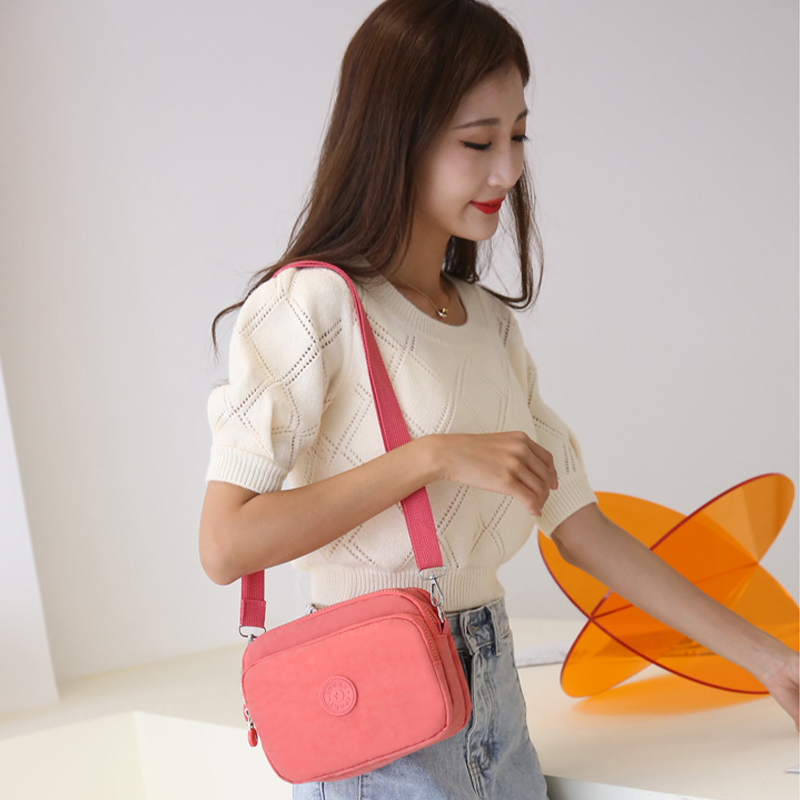 Women's Small Oxford Messenger Bag Crossbody Shoulder Bag for Travel, Stylish Handbag
