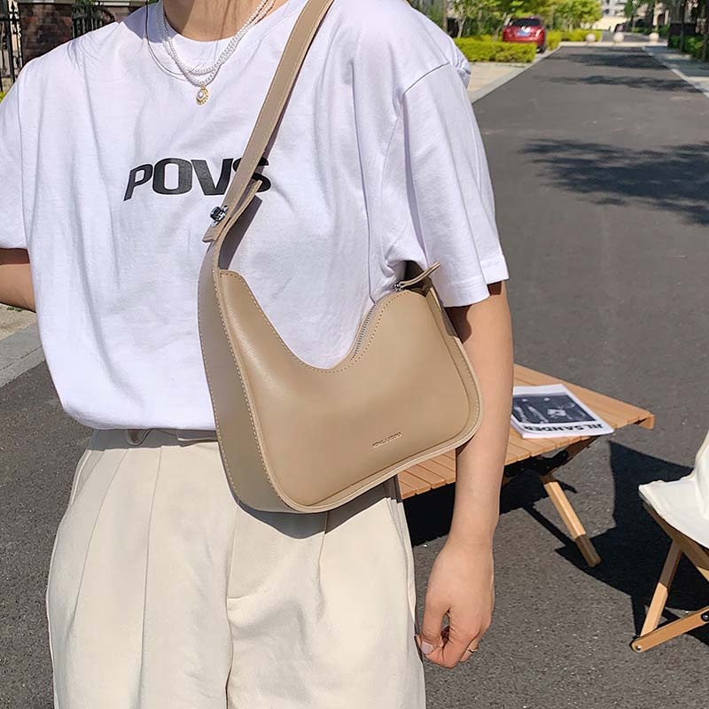 Casual Satchels Wide Straps Fashion Bag Handbag 2021 Designer Hand Messenger Bag Women New Fashion Luxury Hand Saddle  B