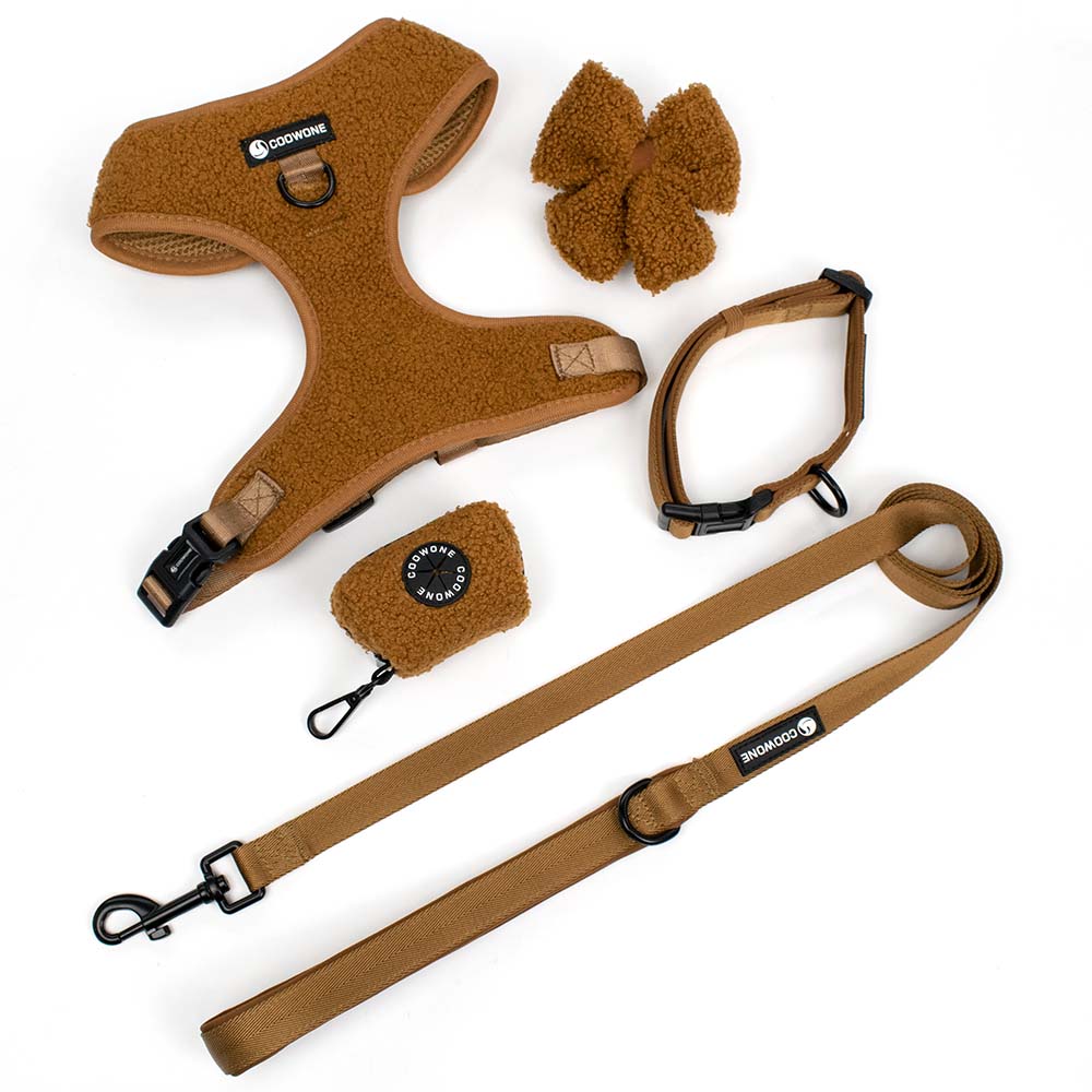 Popular  Design Dog Harness with Matching Dog Collar Leash Bow Tie and Bandana Set Adjustable Teddy Dog Harness