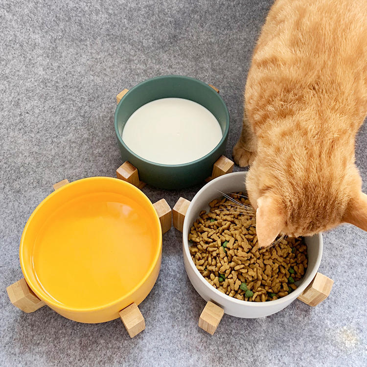 Lanfengye Pet Bowl  Service Matted Elevated Ceramic Bowl Feeder with Wooden Cat Dog Bowl