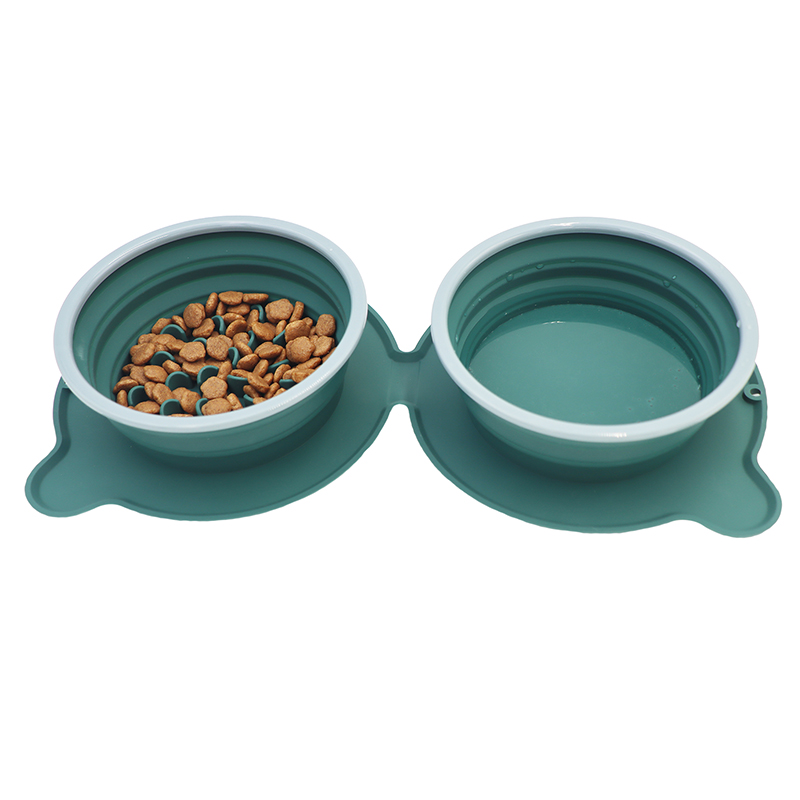 Silicone Dog feeder Slow eating Pet Bowl Portable Travel Pet Water Bowl