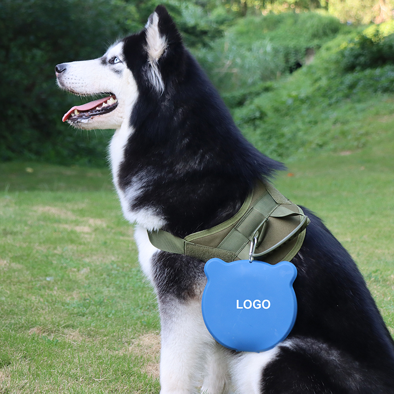 Silicone Dog feeder Slow eating Pet Bowl Portable Travel Pet Water Bowl