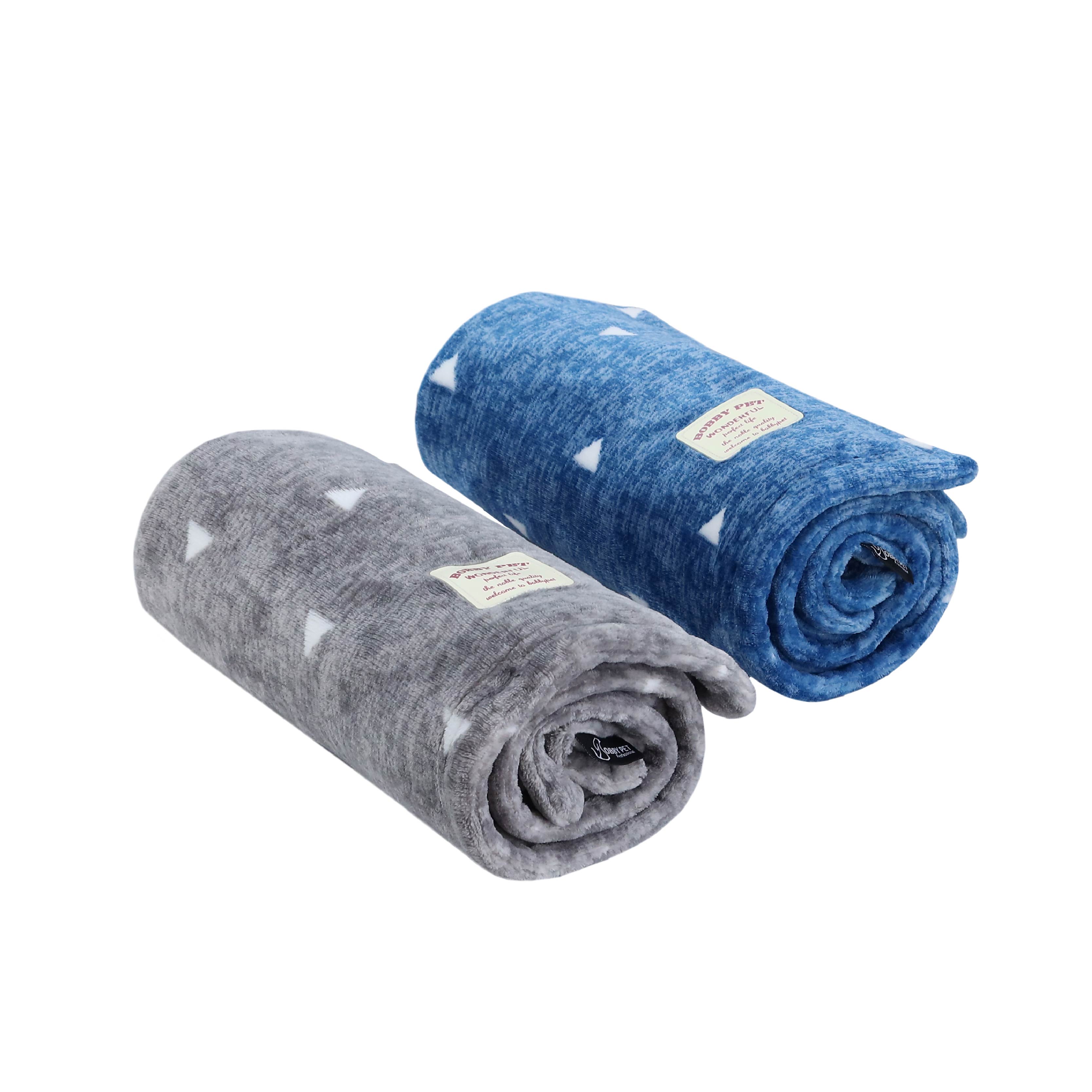 Bobbypet hot sale pet products accessories printing fleece dog throws self warming dog blankets