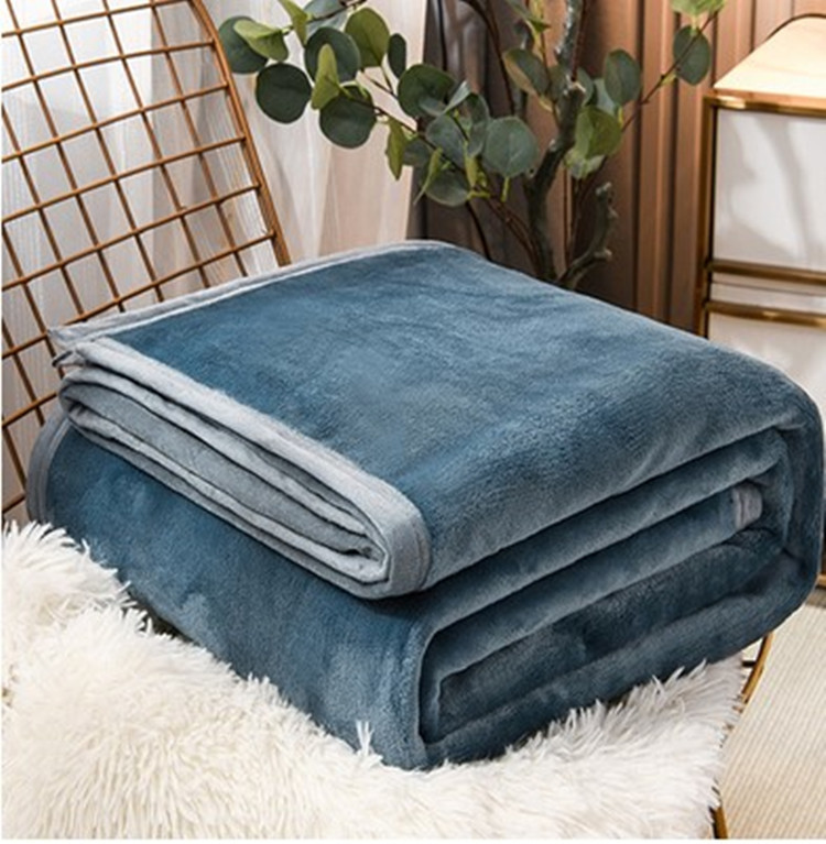 2023 New Style  Cheap Price Warmer Blanket  Printed Throw Fleece Flannel Blankets for winter