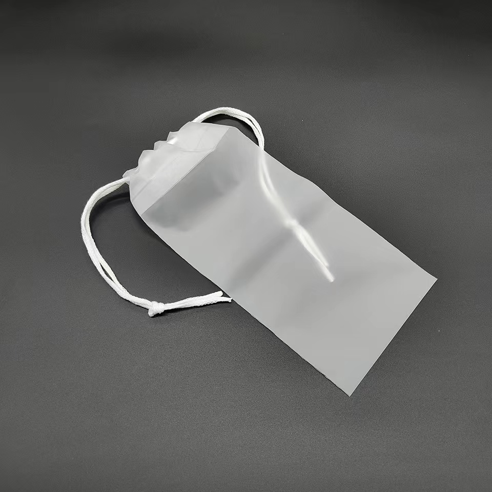 Disposable facial cleansing rounds makeup remover cleaning cotton pads in bag